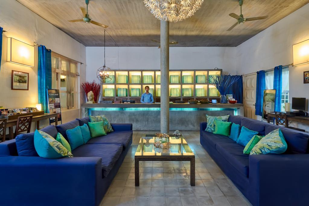 Blue Lime Phnom Penh Hotel Exterior foto